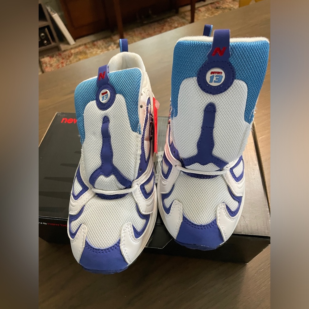 Women New Balance athletic shoes